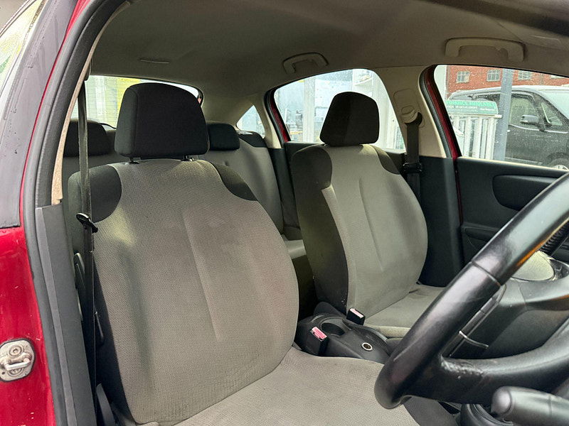 Citroen C4 1.6i 16V Cool 5dr 5dr Manual 2006