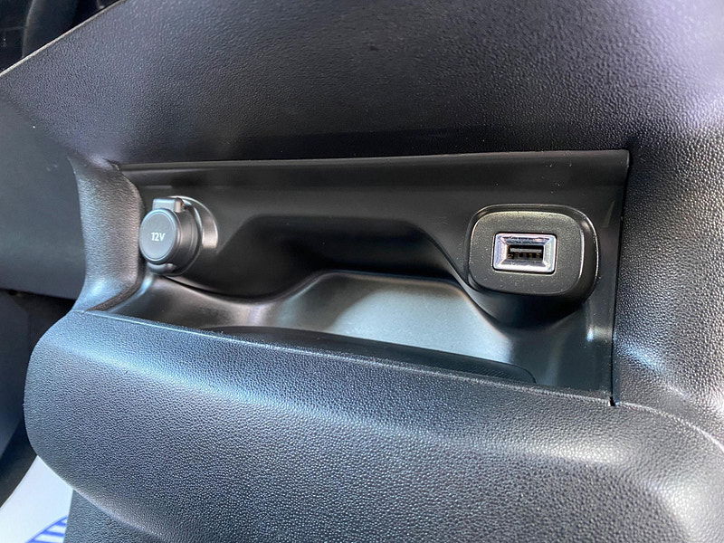 Citroen C4 Cactus 1.2 PureTech Flair Euro 5 5dr (Euro 5) 5dr Manual 2014