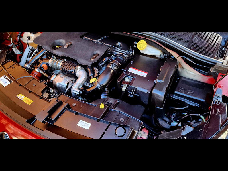 Citroen C4 Cactus 1.6 e-HDi Flair ETG6 Euro 5 (s/s) 5dr 5dr Automatic 2015