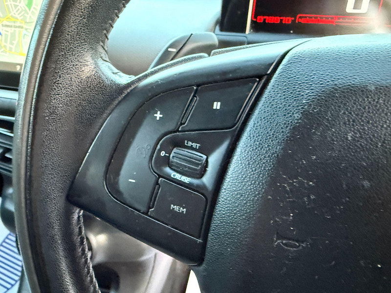 Citroen C4 Cactus 1.6 e-HDi Flair ETG6 Euro 5 (s/s) 5dr 5dr Automatic 2015