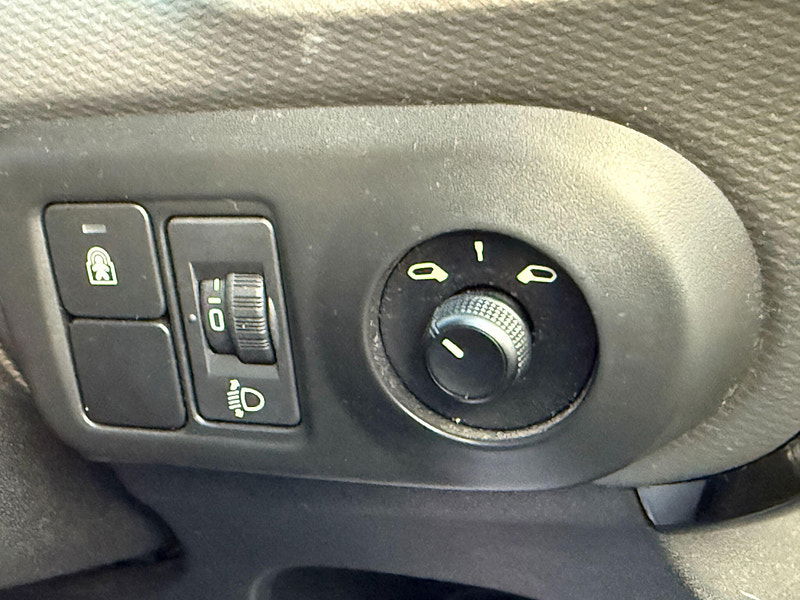 Citroen C4 Cactus 1.6 e-HDi Flair ETG6 Euro 5 (s/s) 5dr 5dr Automatic 2015