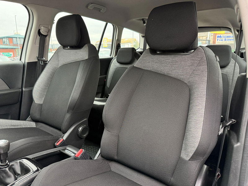 Citroen Grand C4 Picasso 1.2 PureTech VTR Euro 6 (s/s) 5dr 5dr Manual 2015