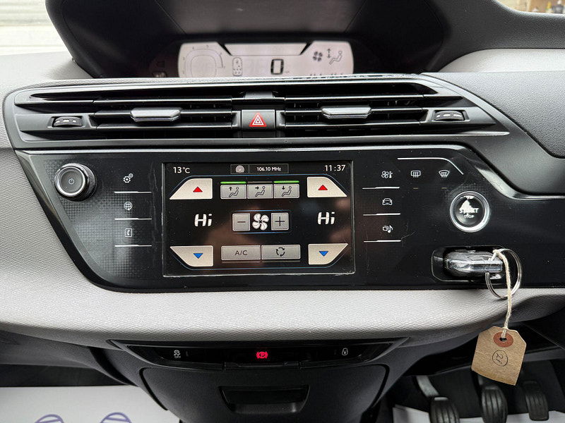 Citroen Grand C4 Picasso 1.2 PureTech VTR Euro 6 (s/s) 5dr 5dr Manual 2015