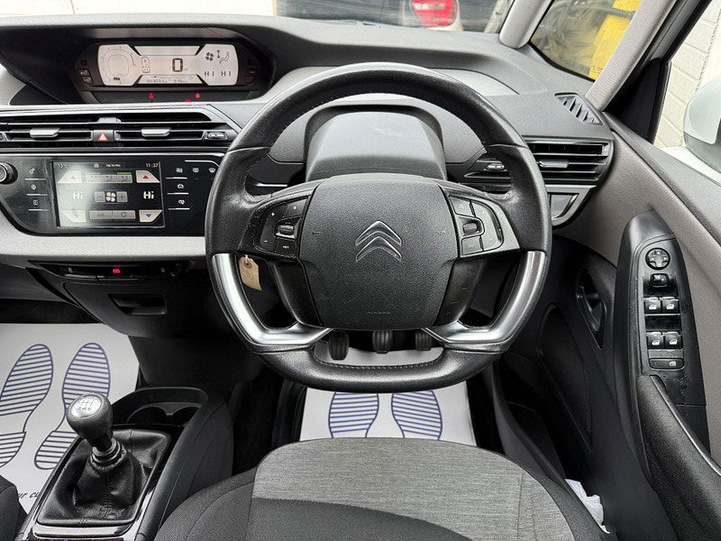 Citroen Grand C4 Picasso 1.2 PureTech VTR Euro 6 (s/s) 5dr 5dr Manual 2015