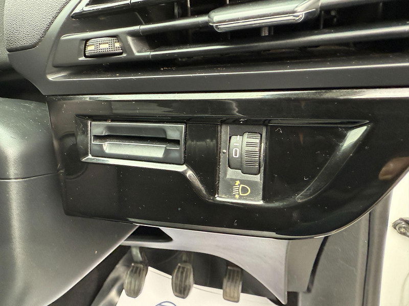 Citroen Grand C4 Picasso 1.2 PureTech VTR Euro 6 (s/s) 5dr 5dr Manual 2015