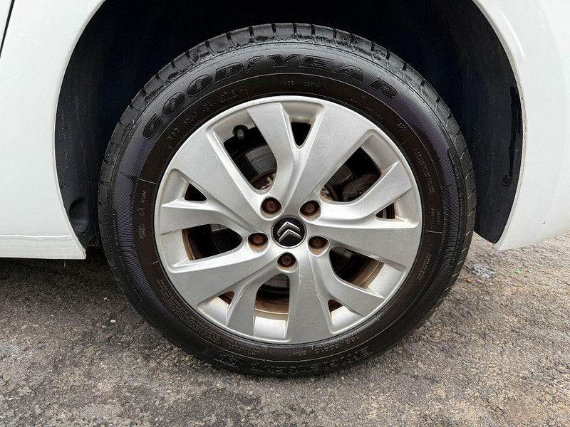 Citroen Grand C4 Picasso 1.2 PureTech VTR Euro 6 (s/s) 5dr 5dr Manual 2015