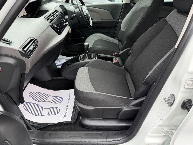Citroen Grand C4 Picasso 1.2 PureTech VTR Euro 6 (s/s) 5dr 5dr Manual 2015