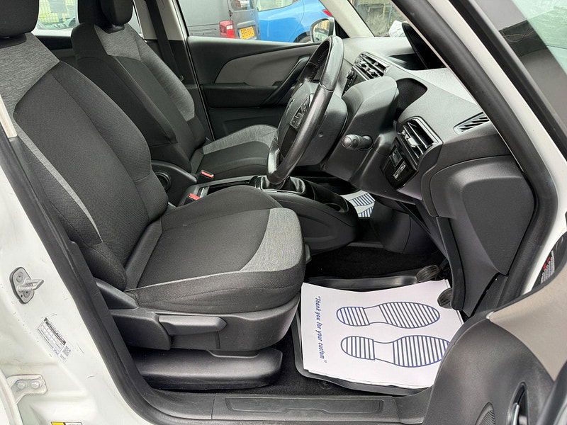 Citroen Grand C4 Picasso 1.2 PureTech VTR Euro 6 (s/s) 5dr 5dr Manual 2015