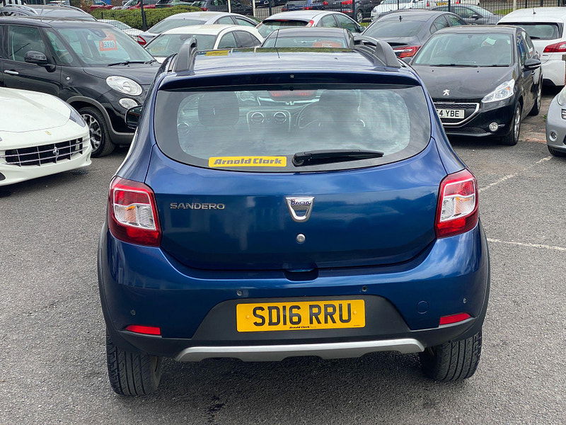Dacia Sandero Stepway 0.9 TCe Laureate Euro 6 (s/s) 5dr 5dr Manual 2016
