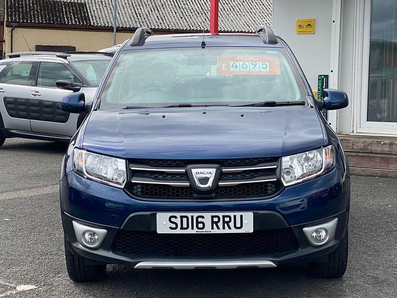Dacia Sandero Stepway 0.9 TCe Laureate Euro 6 (s/s) 5dr 5dr Manual 2016