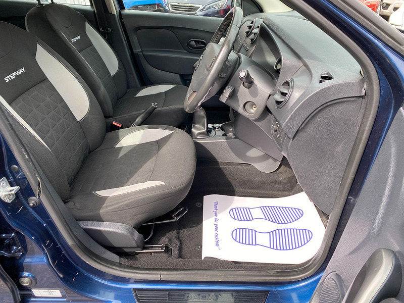 Dacia Sandero Stepway 0.9 TCe Laureate Euro 6 (s/s) 5dr 5dr Manual 2016