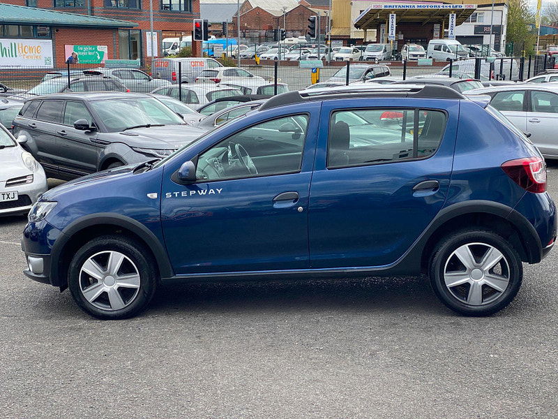 Dacia Sandero Stepway 0.9 TCe Laureate Euro 6 (s/s) 5dr 5dr Manual 2016
