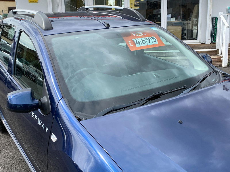 Dacia Sandero Stepway 0.9 TCe Laureate Euro 6 (s/s) 5dr 5dr Manual 2016
