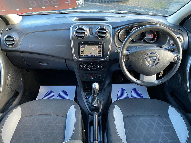 Dacia Sandero Stepway 1.5 dCi Laureate Euro 5 5dr 5dr Manual 2014
