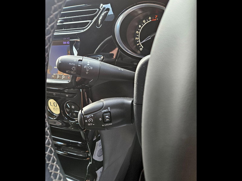 DS Automobiles DS 3 1.2 PureTech Prestige EAT6 Euro 6 (s/s) 3dr 3dr Automatic 2016