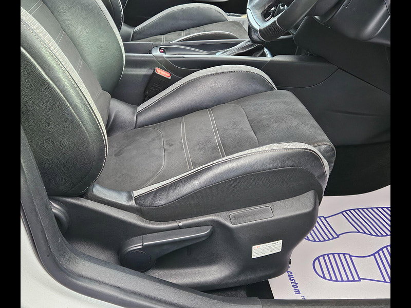 DS Automobiles Ds 4 2.0 BlueHDi Prestige Hatchback 5dr Diesel EAT6 Euro 6 (s/s) (180 ps) 5dr Automatic 2016