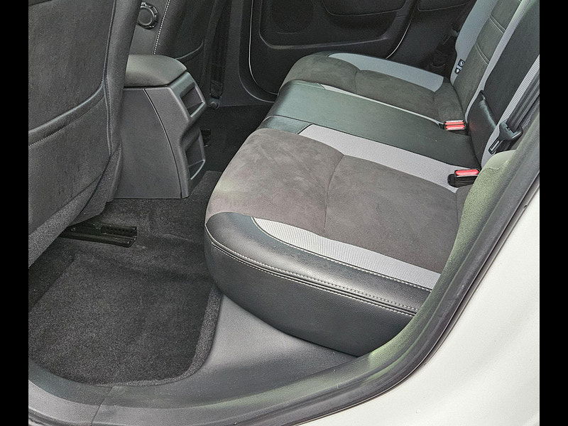 DS Automobiles Ds 4 2.0 BlueHDi Prestige Hatchback 5dr Diesel EAT6 Euro 6 (s/s) (180 ps) 5dr Automatic 2016