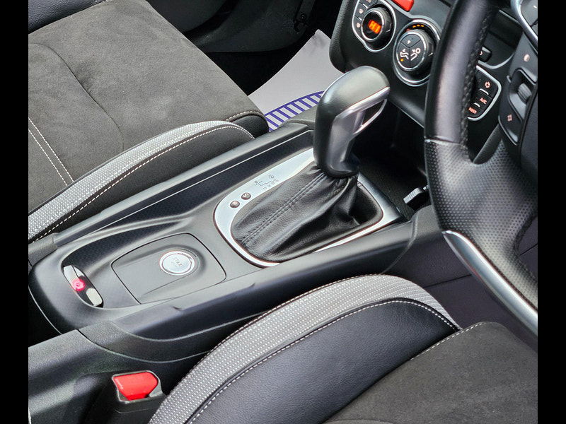 DS Automobiles Ds 4 2.0 BlueHDi Prestige Hatchback 5dr Diesel EAT6 Euro 6 (s/s) (180 ps) 5dr Automatic 2016