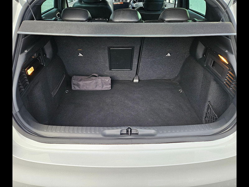 DS Automobiles Ds 4 2.0 BlueHDi Prestige Hatchback 5dr Diesel EAT6 Euro 6 (s/s) (180 ps) 5dr Automatic 2016