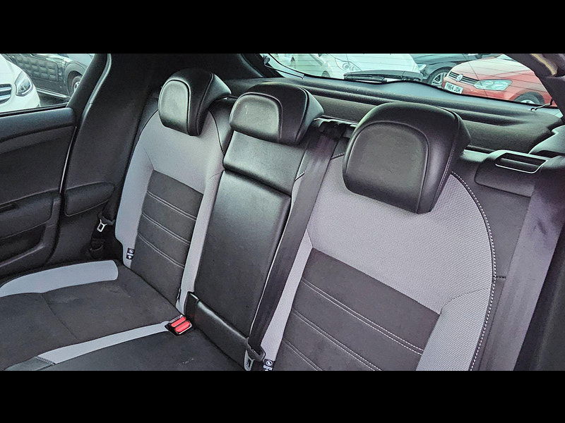 DS Automobiles Ds 4 2.0 BlueHDi Prestige Hatchback 5dr Diesel EAT6 Euro 6 (s/s) (180 ps) 5dr Automatic 2016