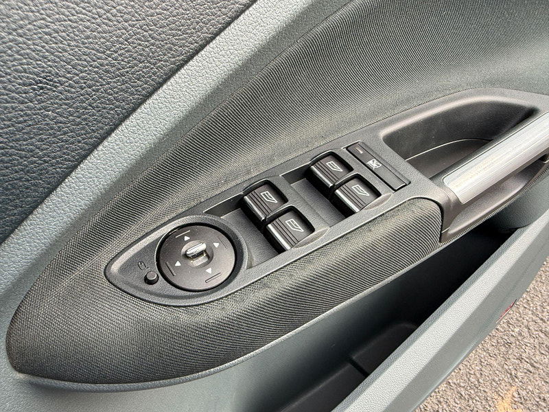 Ford C-Max 1.6 Zetec Euro 5 5dr 5dr Manual 2013