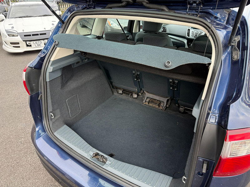 Ford C-Max 1.6 Zetec Euro 5 5dr 5dr Manual 2013