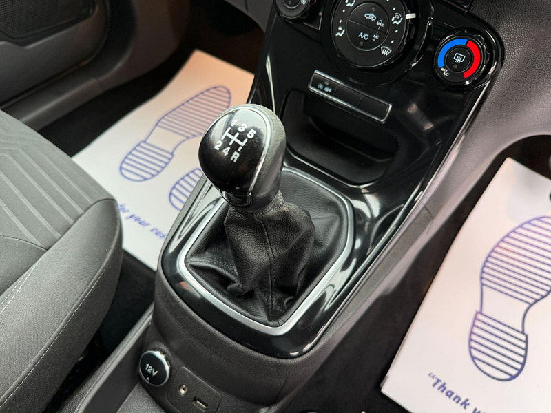 Ford Fiesta 1.0T EcoBoost Zetec Euro 5 (s/s) 5dr 5dr Manual 2014