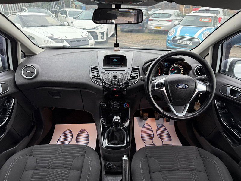 Ford Fiesta 1.0T EcoBoost Zetec Euro 5 (s/s) 5dr 5dr Manual 2014