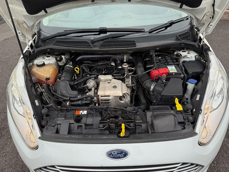 Ford Fiesta 1.0T EcoBoost Zetec Euro 5 (s/s) 5dr 5dr Manual 2014