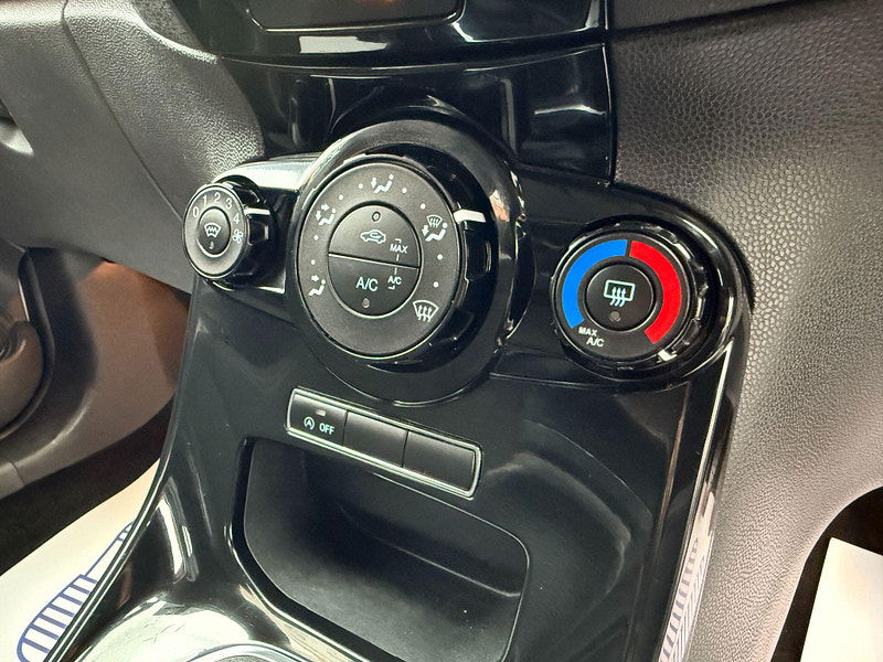 Ford Fiesta 1.0T EcoBoost Zetec Euro 5 (s/s) 5dr 5dr Manual 2014