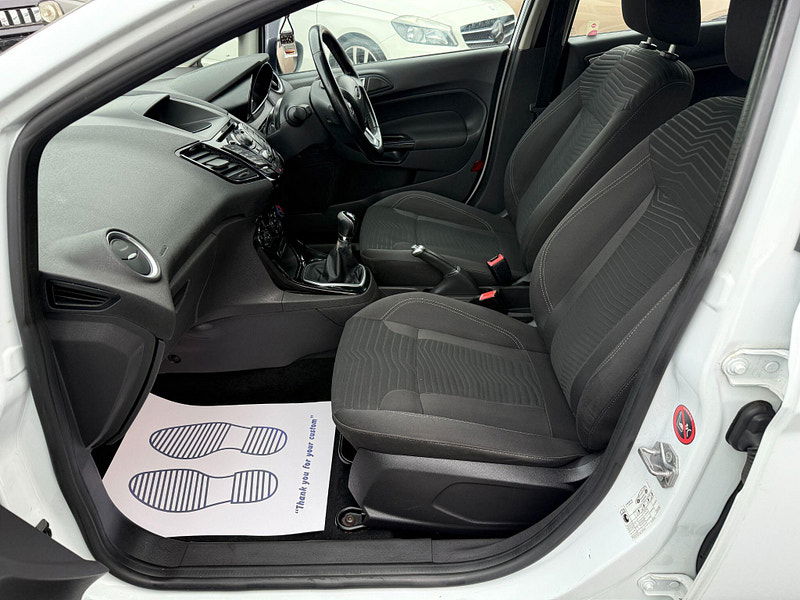 Ford Fiesta 1.0T EcoBoost Zetec Euro 5 (s/s) 5dr 5dr Manual 2014