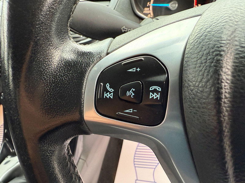 Ford Fiesta 1.0T EcoBoost Zetec Euro 5 (s/s) 5dr 5dr Manual 2014