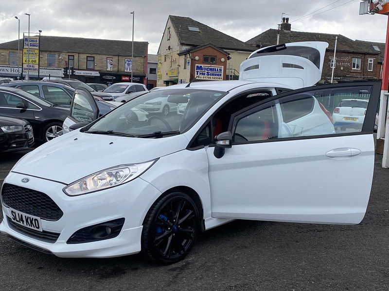 Ford Fiesta 1.0T EcoBoost Zetec S Euro 5 (s/s) 3dr 3dr Manual 2014