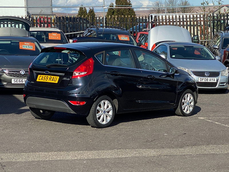 Ford Fiesta 1.25 Zetec 5dr 5dr Manual 2010