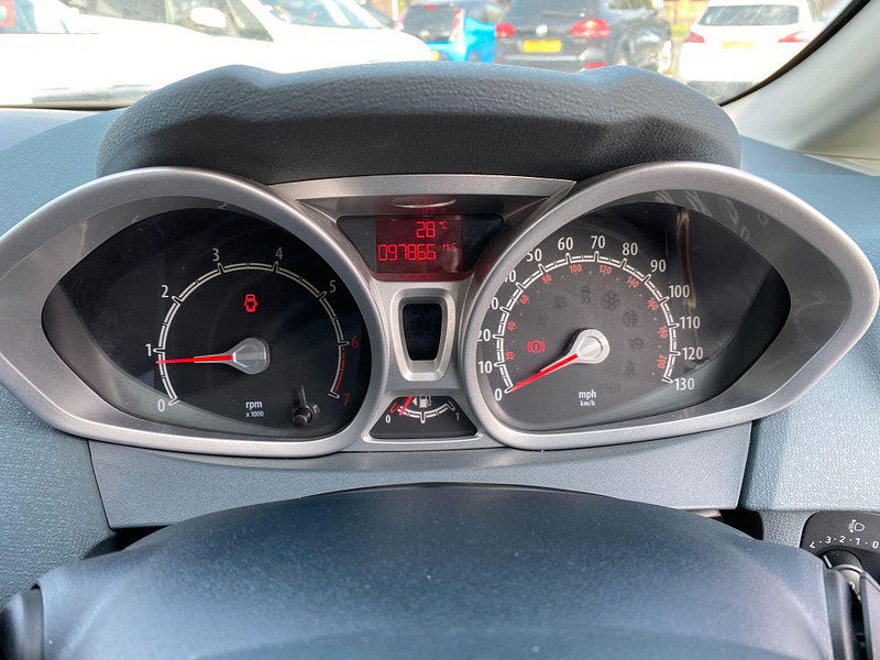 Ford Fiesta 1.25 Zetec 5dr 5dr Manual 2009
