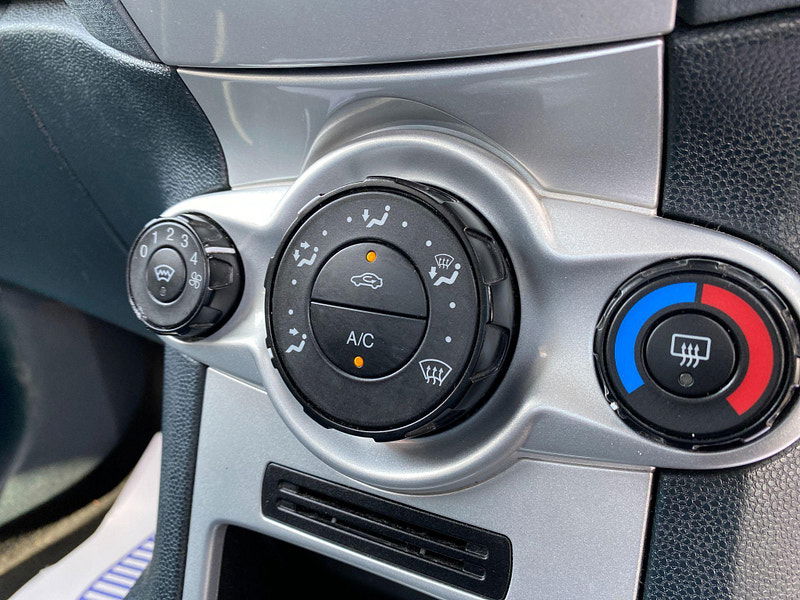 Ford Fiesta 1.25 Zetec 5dr 5dr Manual 2009