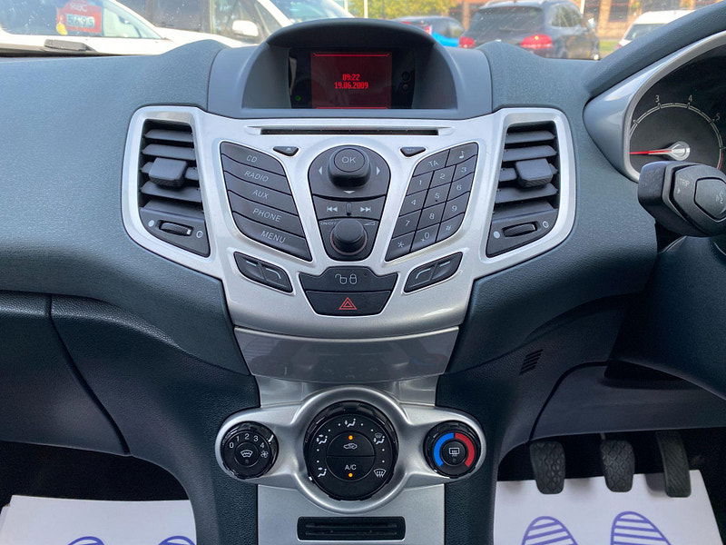 Ford Fiesta 1.25 Zetec 5dr 5dr Manual 2009