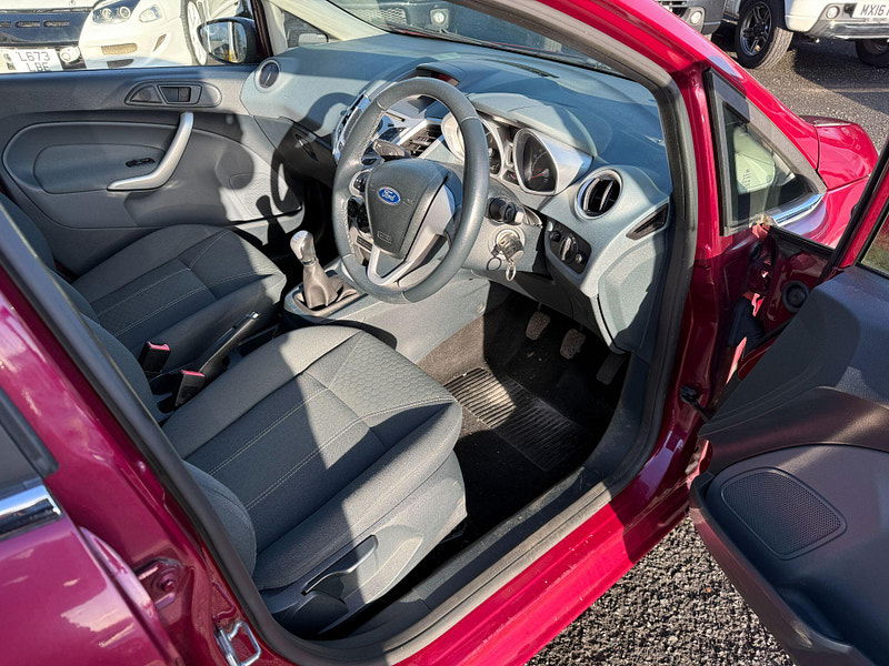 Ford Fiesta 1.25 Zetec 5dr 5dr Manual 2011