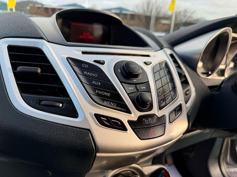 Ford Fiesta 1.25 Zetec Euro 5 3dr 3dr Manual 2012