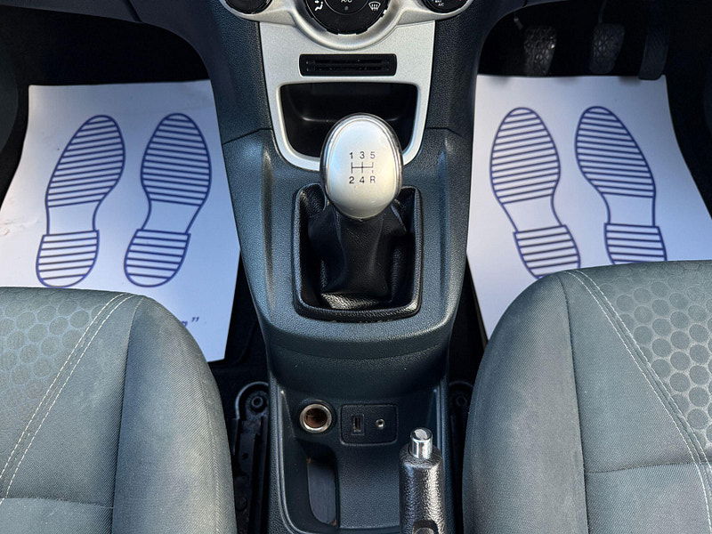 Ford Fiesta 1.25 Zetec Euro 5 3dr 3dr Manual 2012