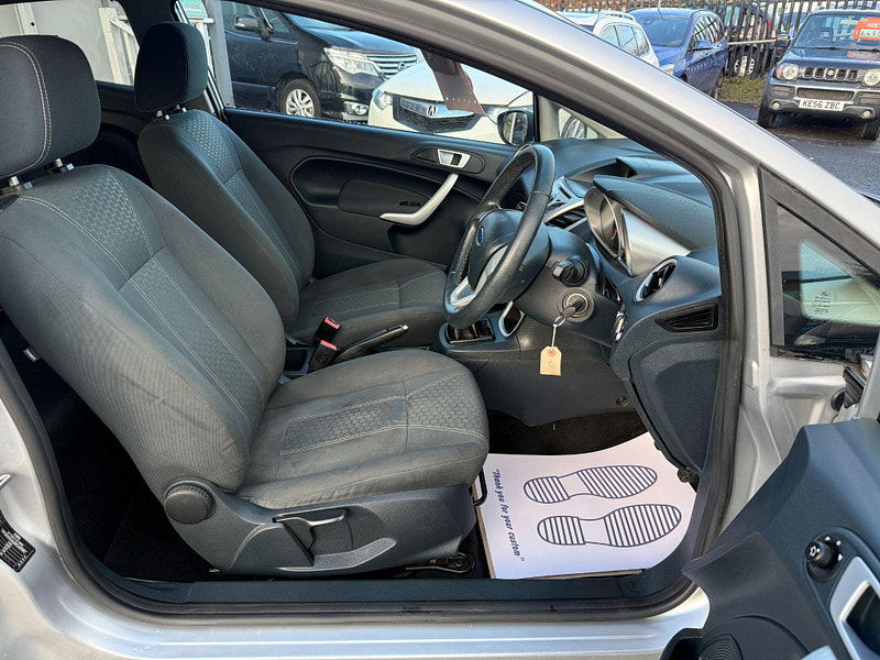 Ford Fiesta 1.25 Zetec Euro 5 3dr 3dr Manual 2012