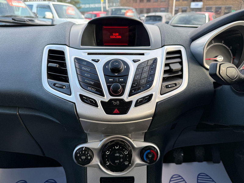 Ford Fiesta 1.25 Zetec Euro 5 3dr 3dr Manual 2012