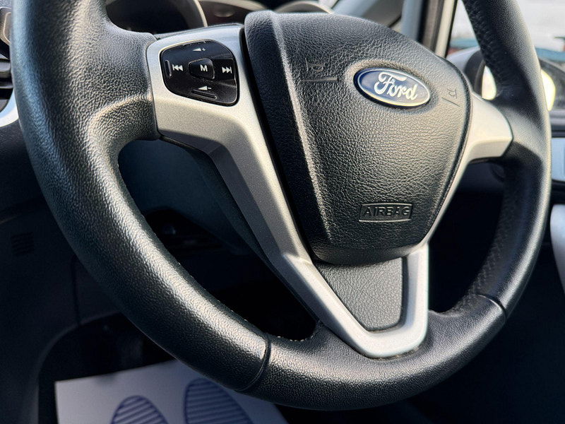 Ford Fiesta 1.25 Zetec Euro 5 3dr 3dr Manual 2012