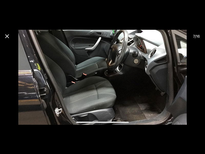 Ford Fiesta 1.4 Titanium 5dr 5dr Manual 2010