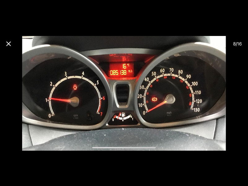Ford Fiesta 1.4 Titanium 5dr 5dr Manual 2010