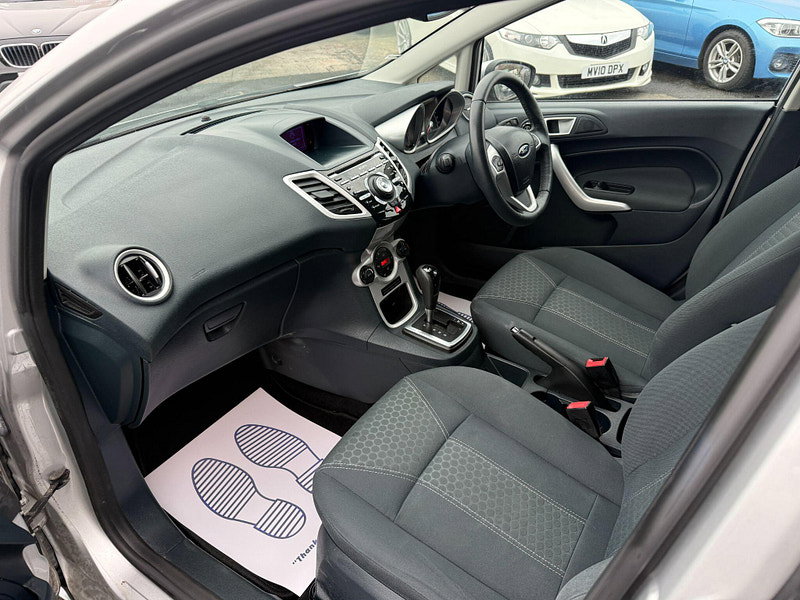 Ford Fiesta 1.4 Titanium 5dr 5dr Automatic 2011