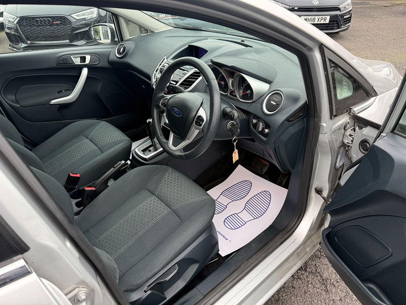 Ford Fiesta 1.4 Titanium 5dr 5dr Automatic 2011
