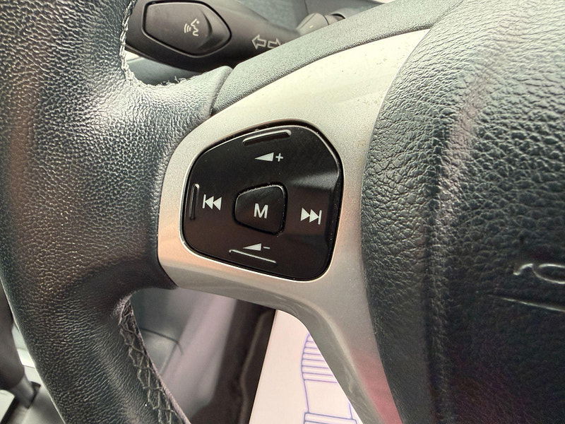 Ford Fiesta 1.4 Titanium 5dr 5dr Automatic 2011