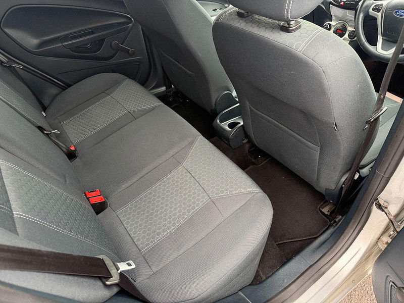 Ford Fiesta 1.4 Titanium 5dr 5dr Automatic 2011