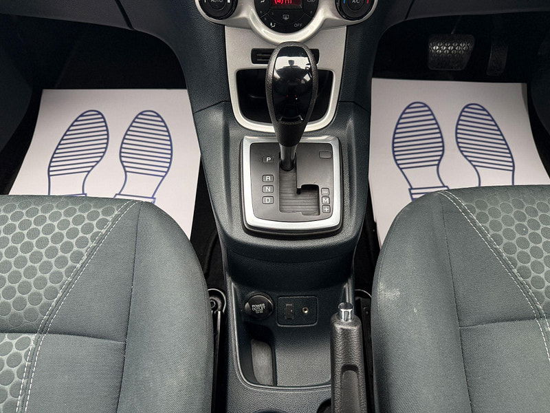 Ford Fiesta 1.4 Titanium 5dr 5dr Automatic 2011
